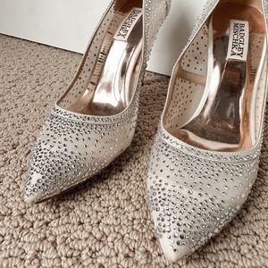 Badgley Mischka Shoes Badgley Mischka Weslee Iii Pearl